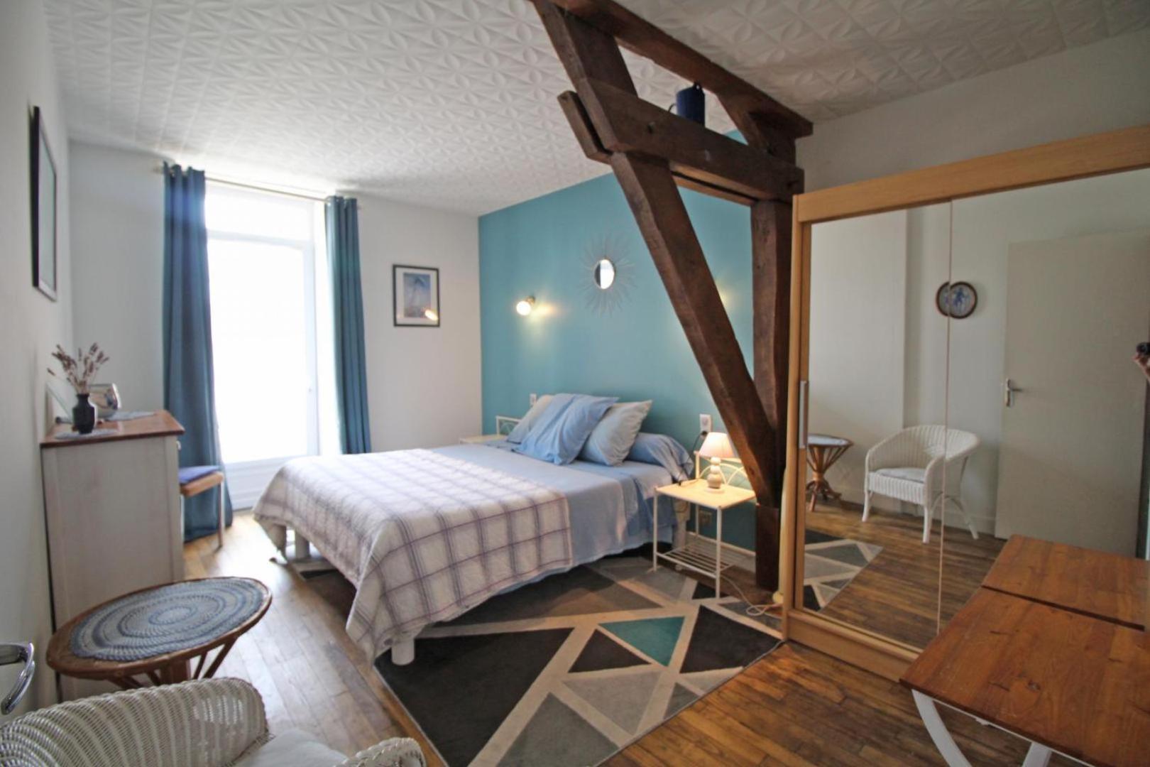 Chez Doussaud Bessines-sur-Gartempe Exterior foto