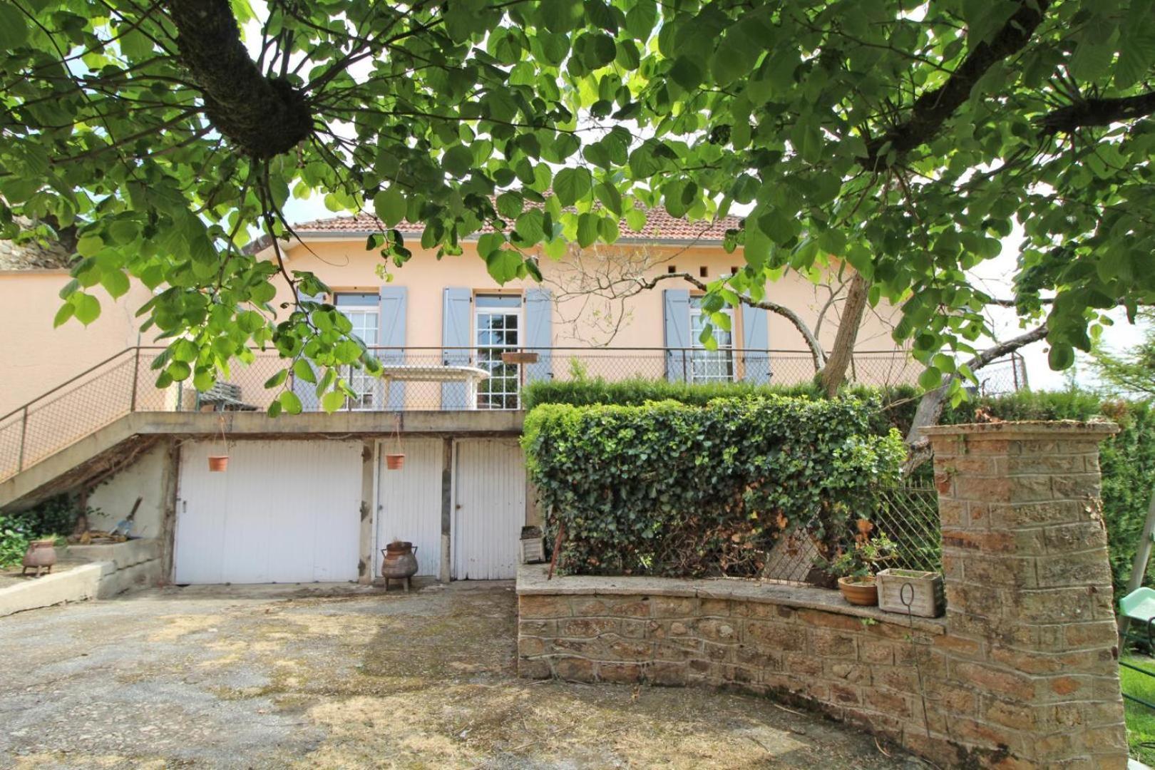 Chez Doussaud Bessines-sur-Gartempe Exterior foto